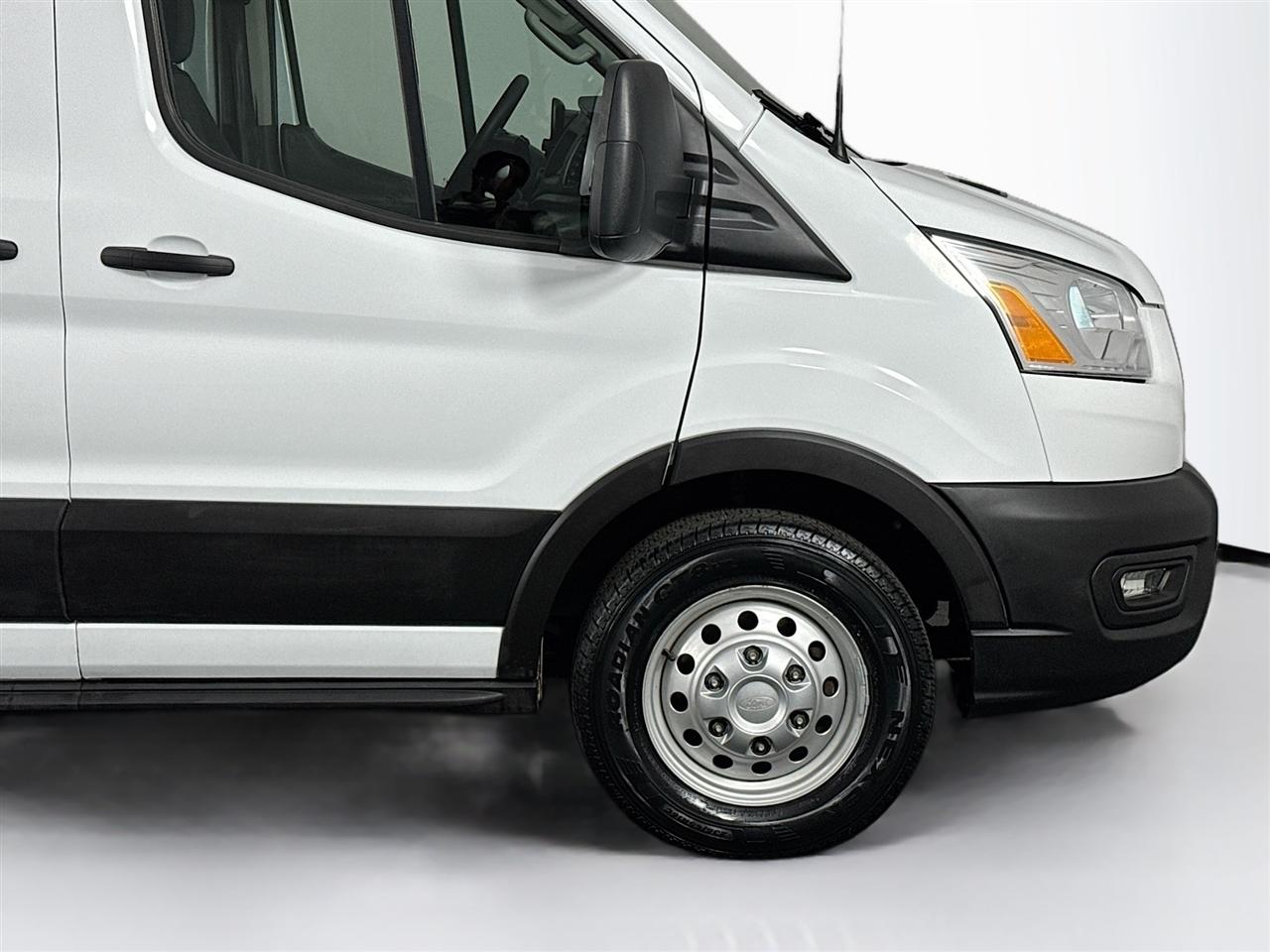 Ford Transit Cargo Van T-250 130" Med Rf 9070 GVWR AWD 2020