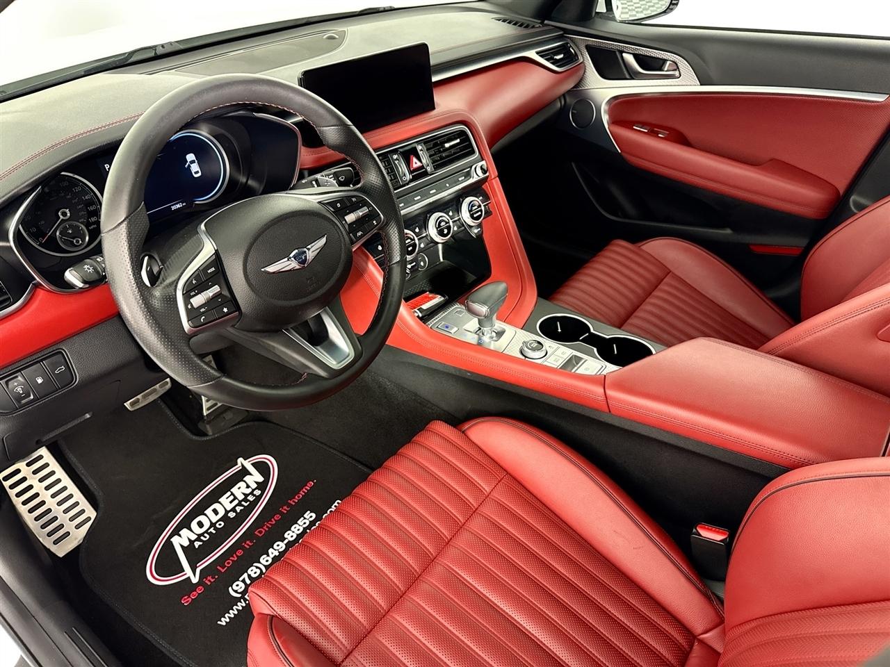 Genesis G70 2.0T AWD 2023