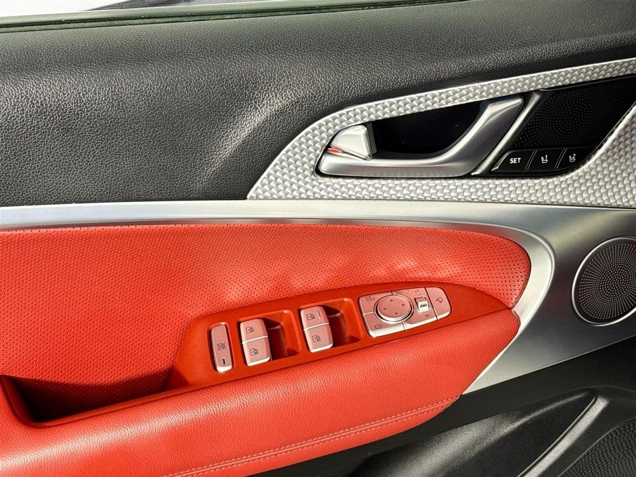 Genesis G70 2.0T AWD 2023