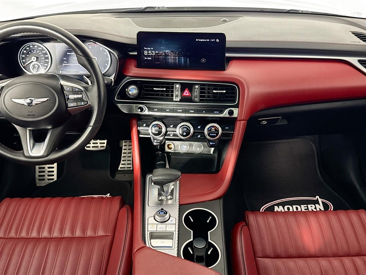 Genesis G70 2.0T AWD 2023