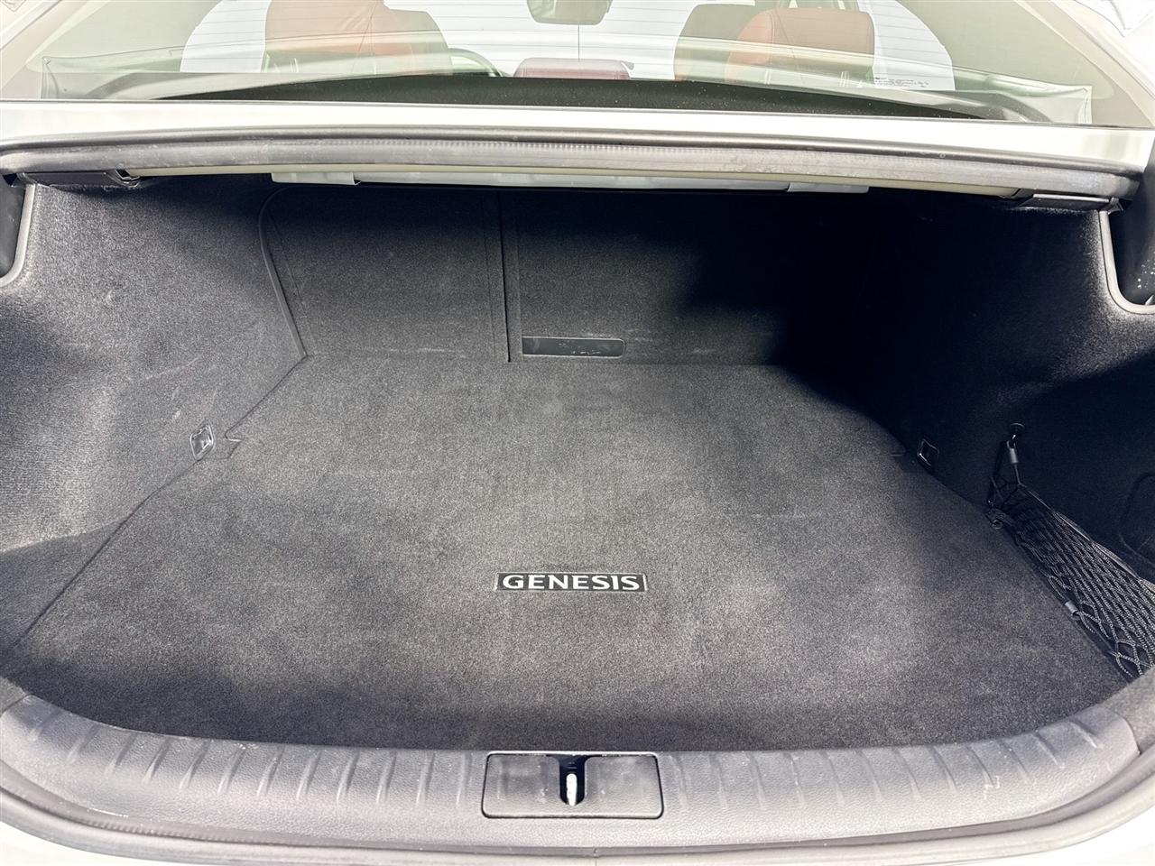 Genesis G70 2.0T AWD 2023