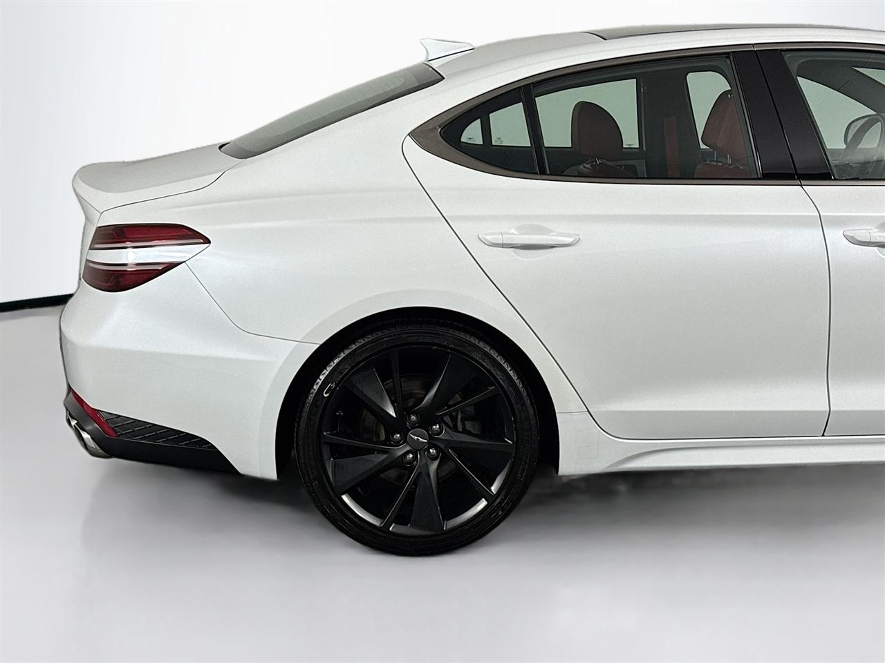 Genesis G70 2.0T AWD 2023