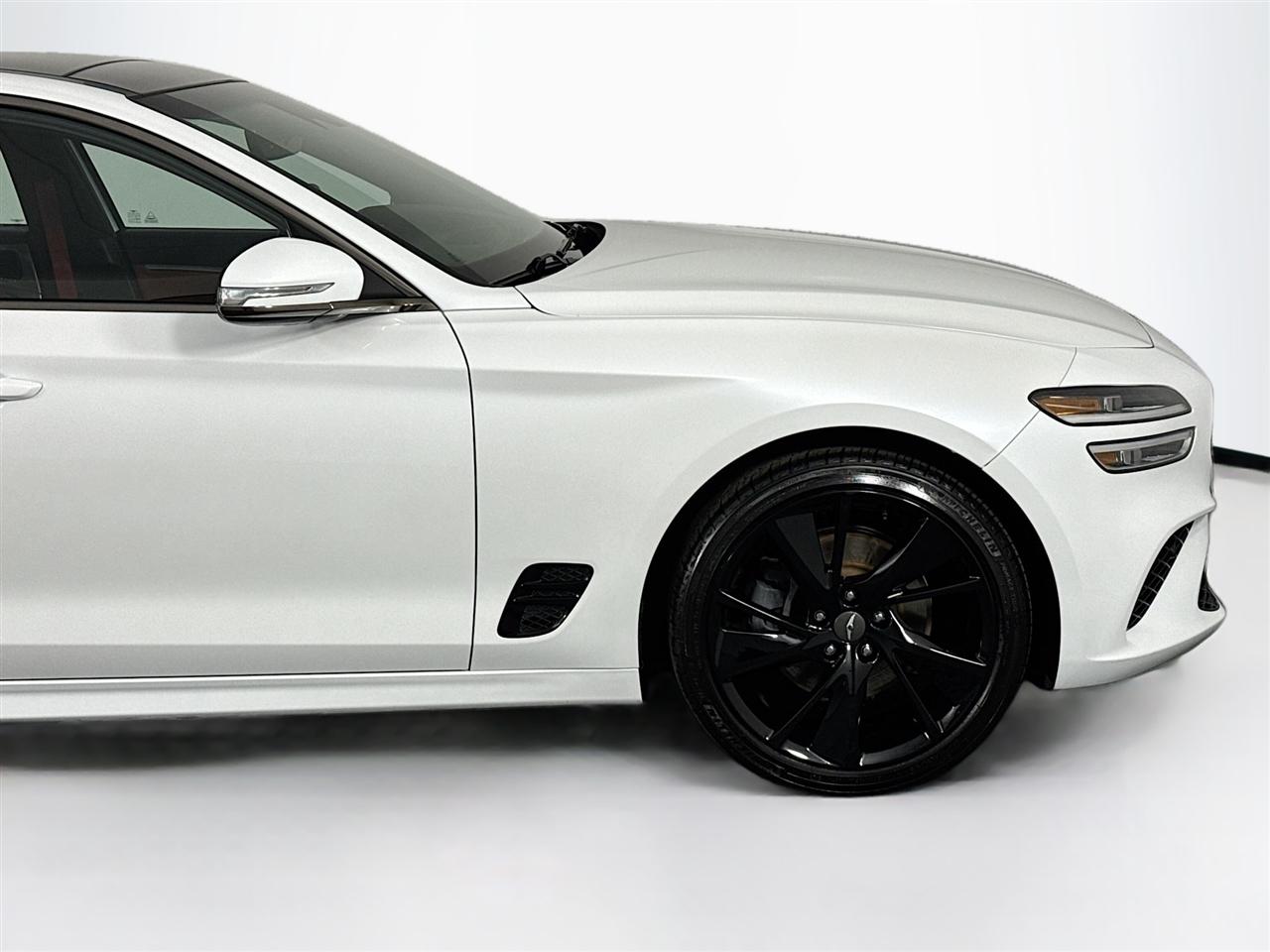 Genesis G70 2.0T AWD 2023