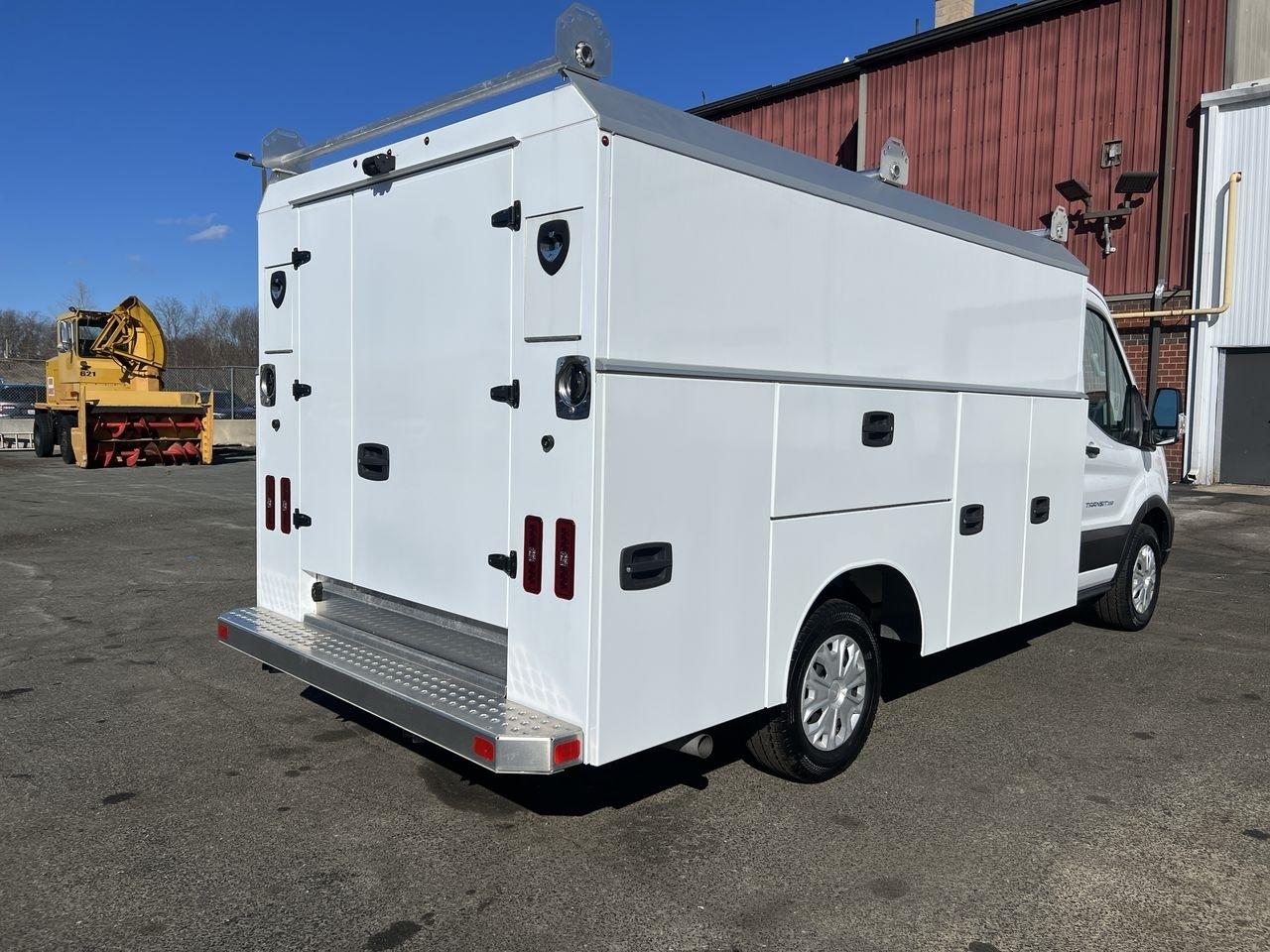 Ford Transit Cutaway T-350 RWD SRW 138" WB 9500 GVWR 2024