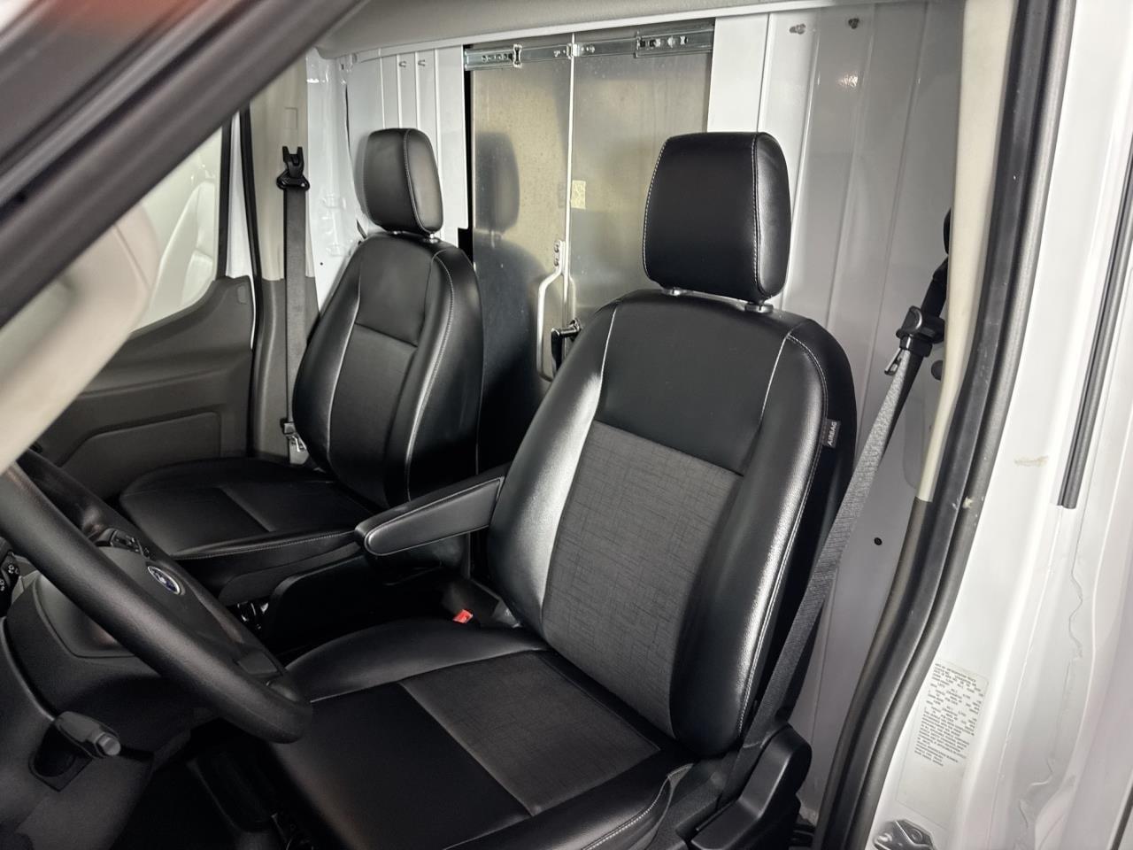 Ford Transit Cutaway T-350 RWD SRW 138" WB 9500 GVWR 2024