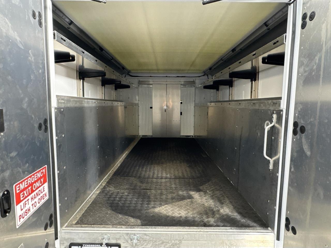 Ford Transit Cutaway T-350 RWD SRW 138" WB 9500 GVWR 2024