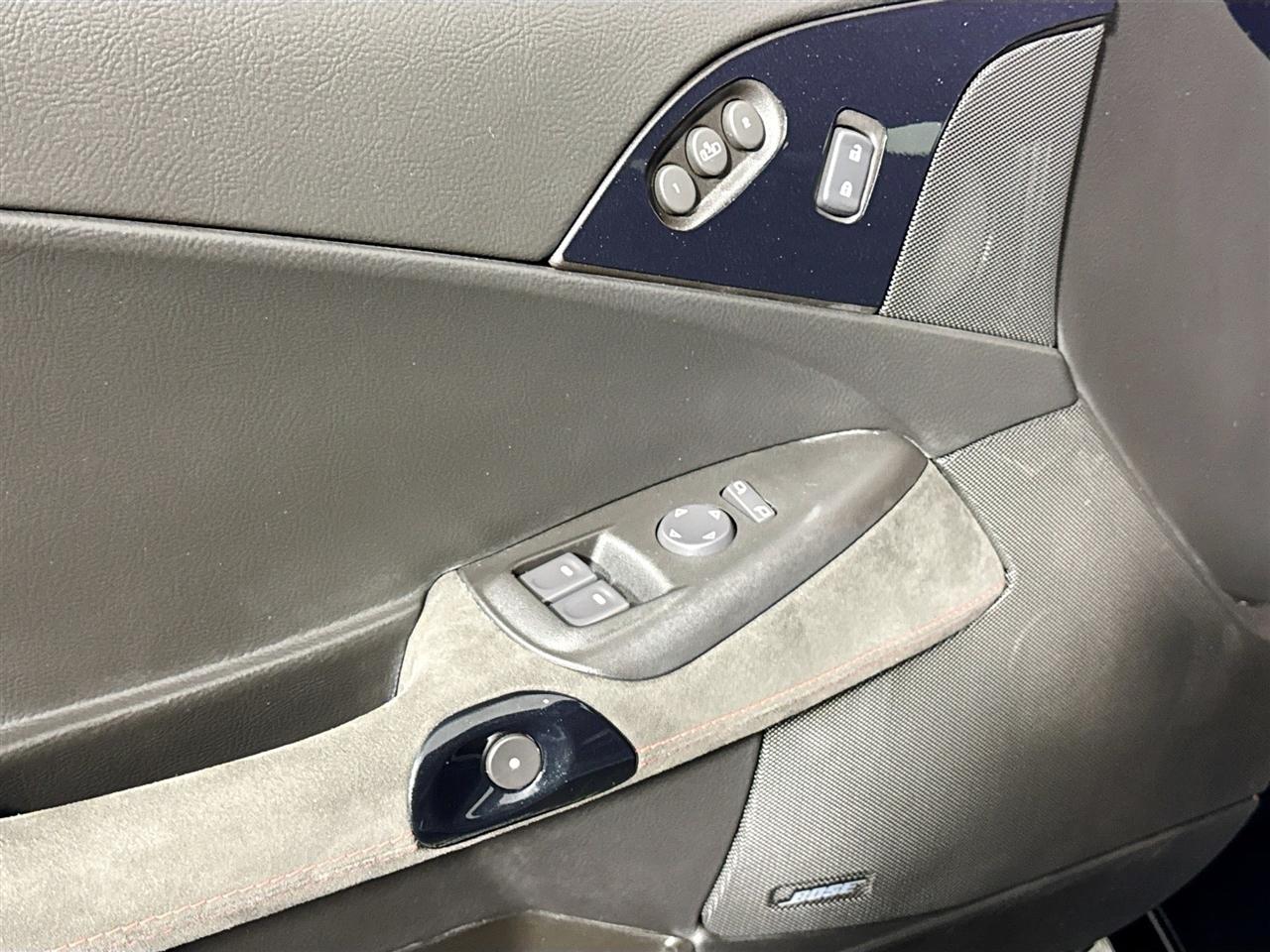 Chevrolet Corvette 2dr Cpe Z16 Grand Sport w/3LT 2012