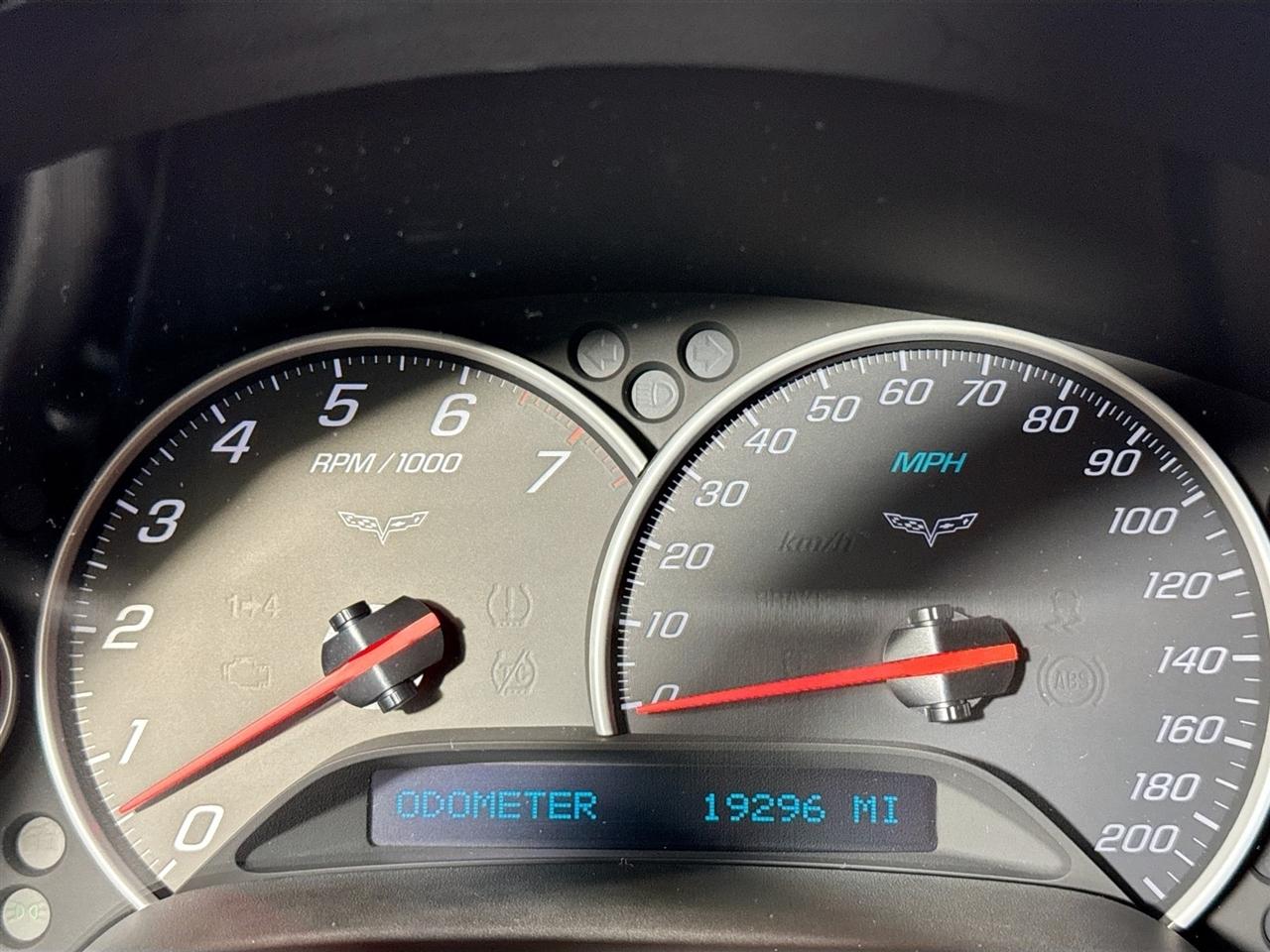 Chevrolet Corvette 2dr Cpe Z16 Grand Sport w/3LT 2012