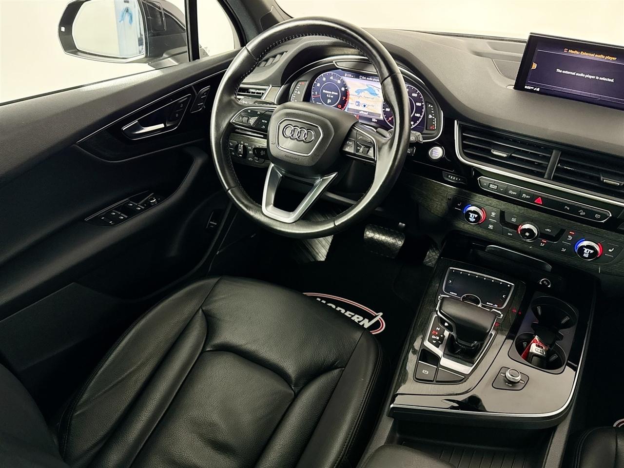 Audi Q7 SE Premium Plus 55 TFSI quattro 2019