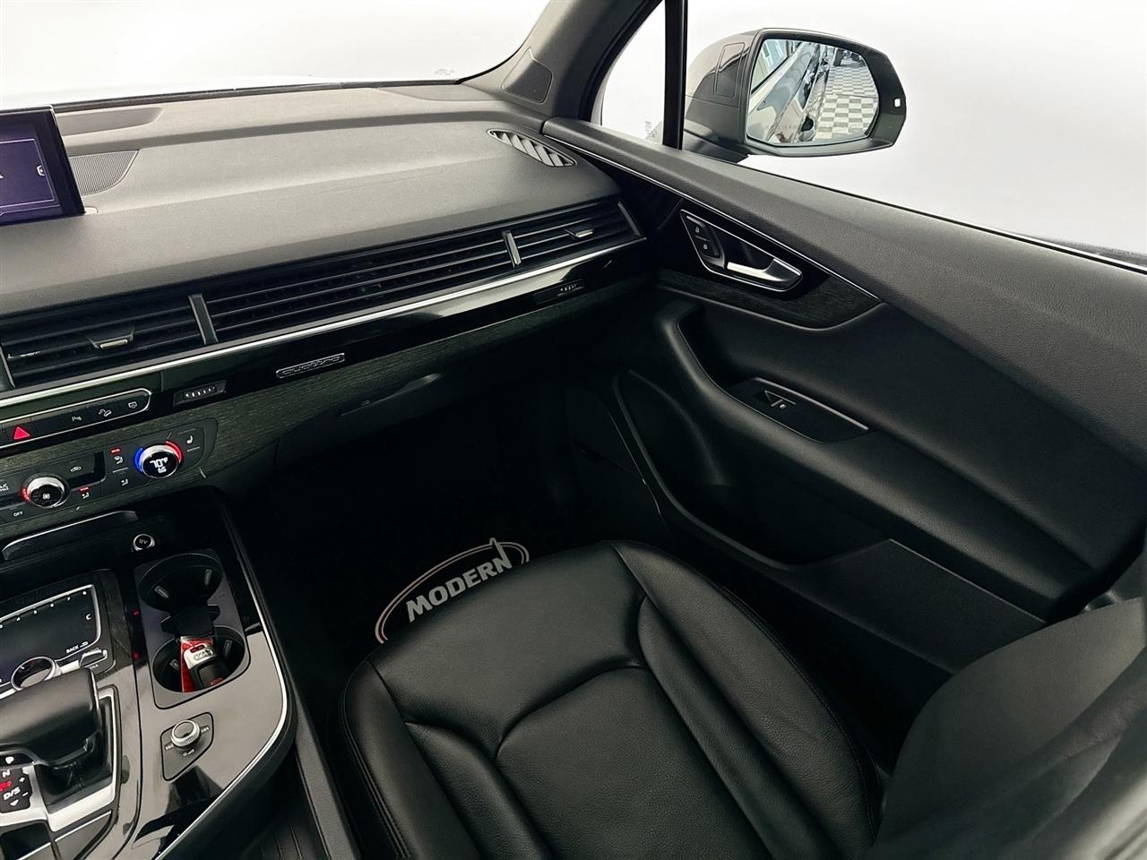 Audi Q7 SE Premium Plus 55 TFSI quattro 2019