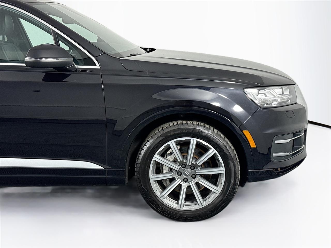 Audi Q7 SE Premium Plus 55 TFSI quattro 2019