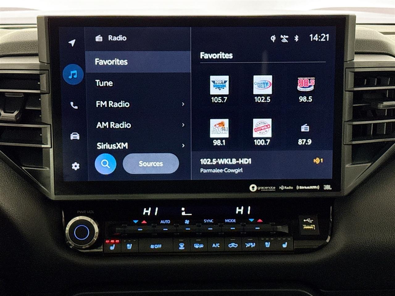 Toyota Tundra 4WD TRD Pro Hybrid CrewMax 5.5' Bed (Natl) 2022