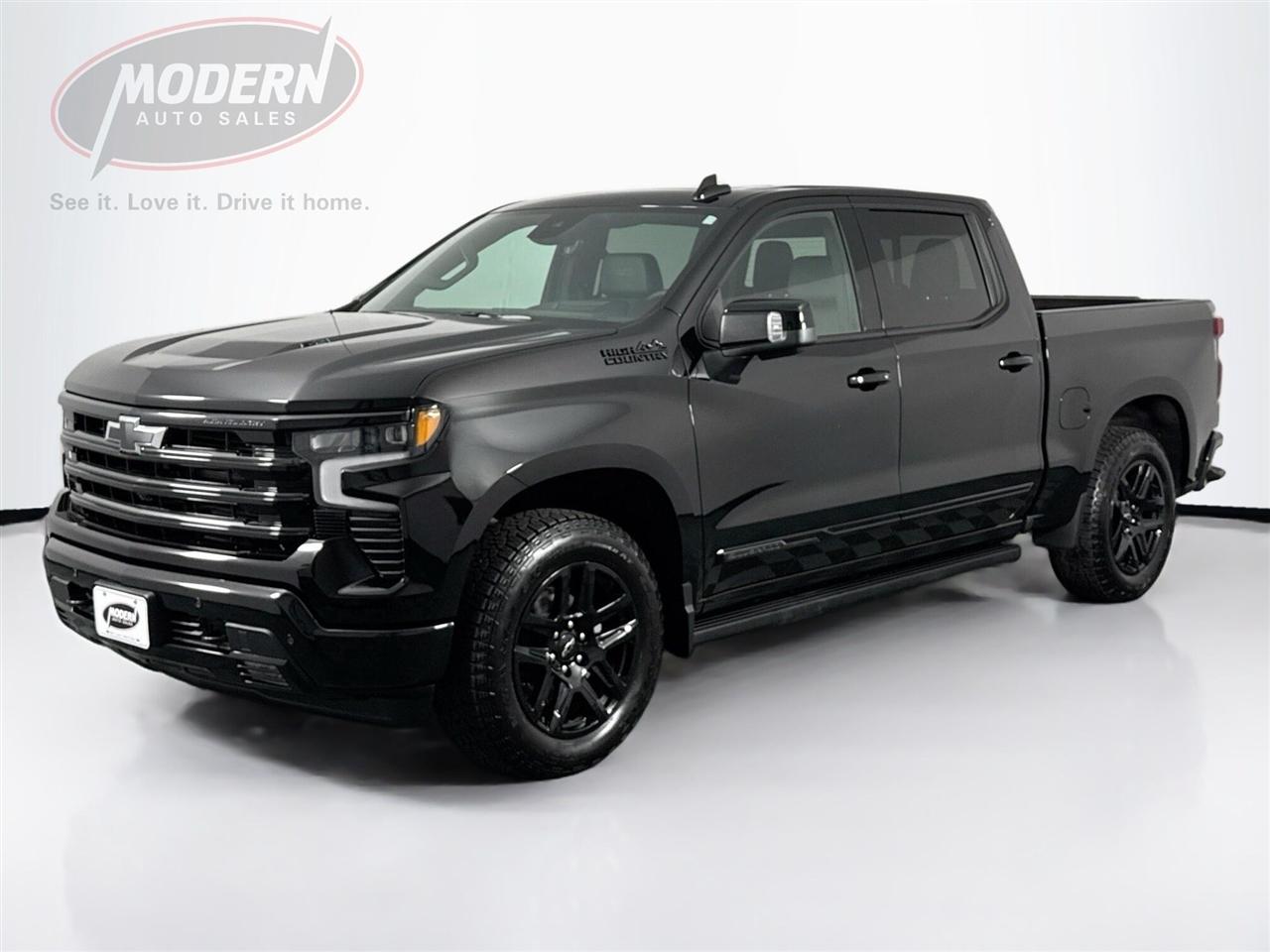 2025 Chevrolet Silverado 1500 4WD Crew Cab 147" High Country