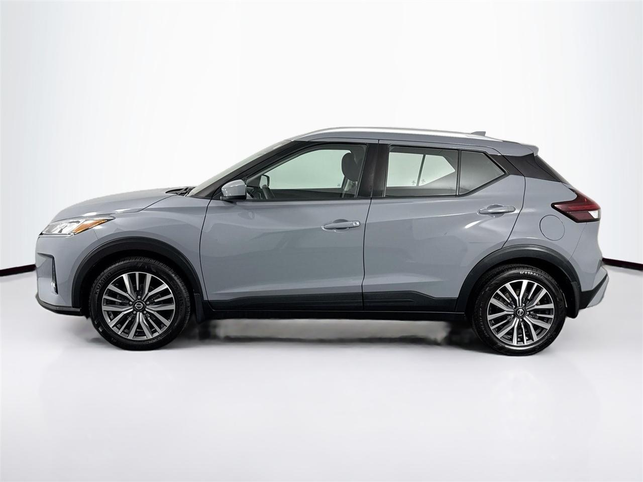 Nissan Kicks SV FWD 2021
