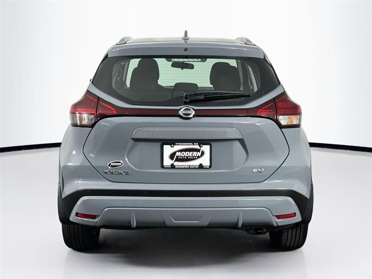 Nissan Kicks SV FWD 2021