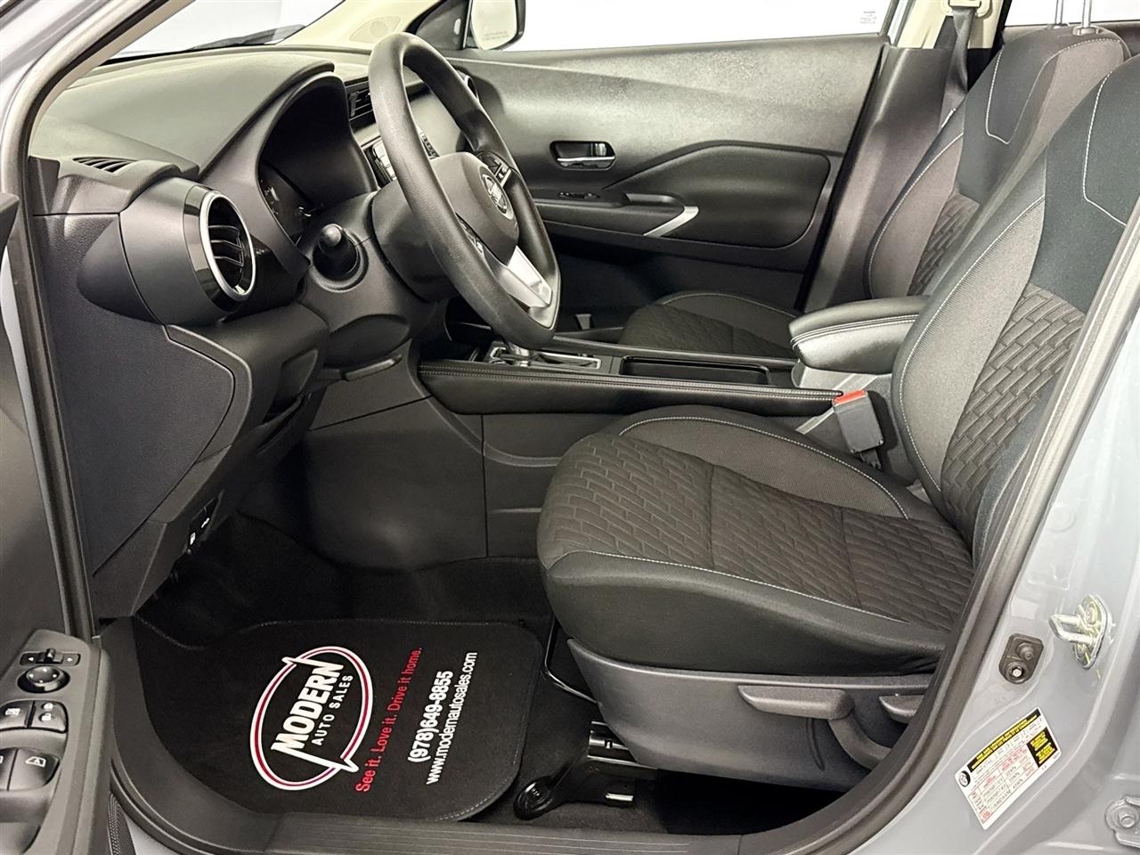 Nissan Kicks SV FWD 2021