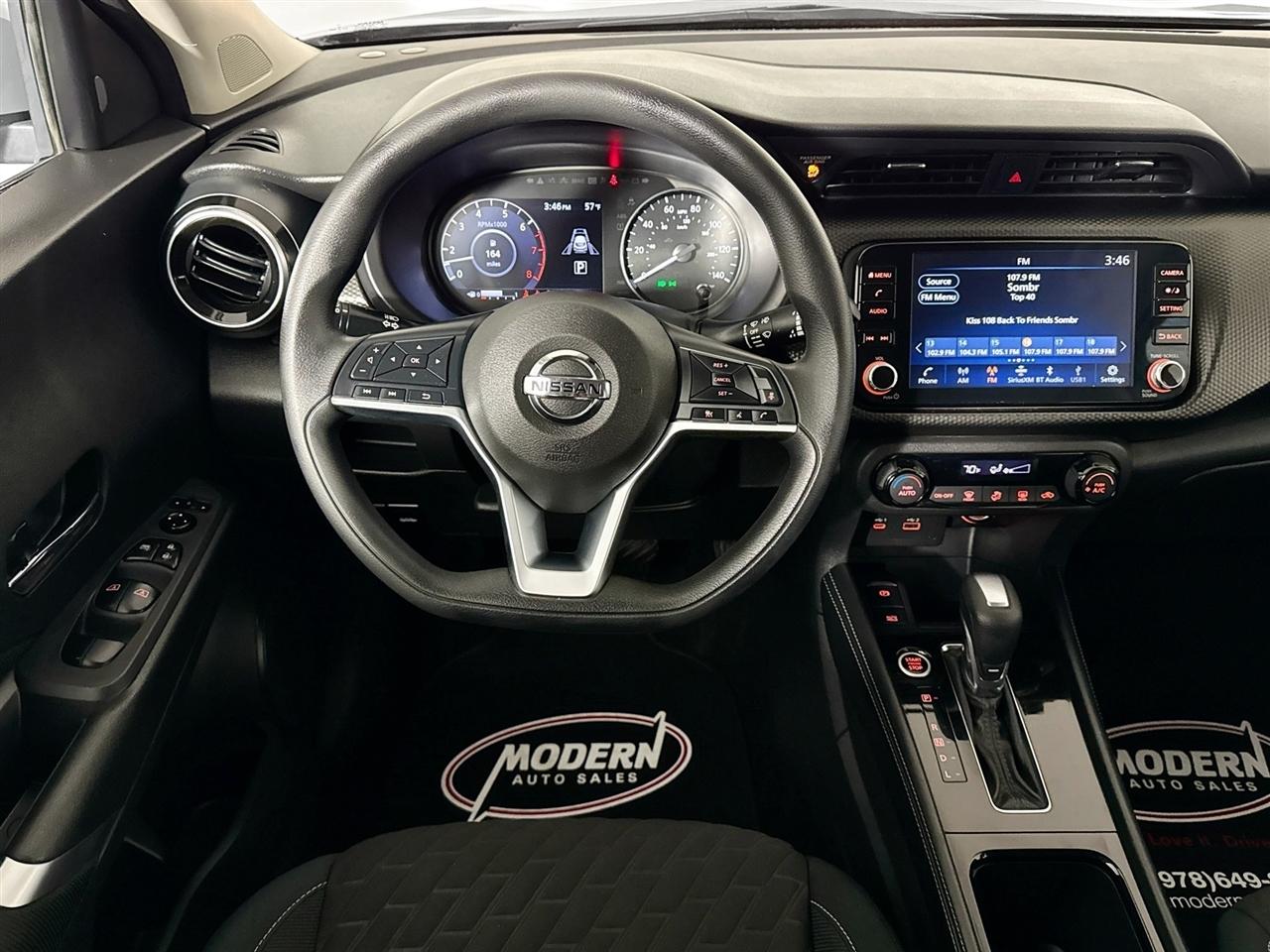 Nissan Kicks SV FWD 2021