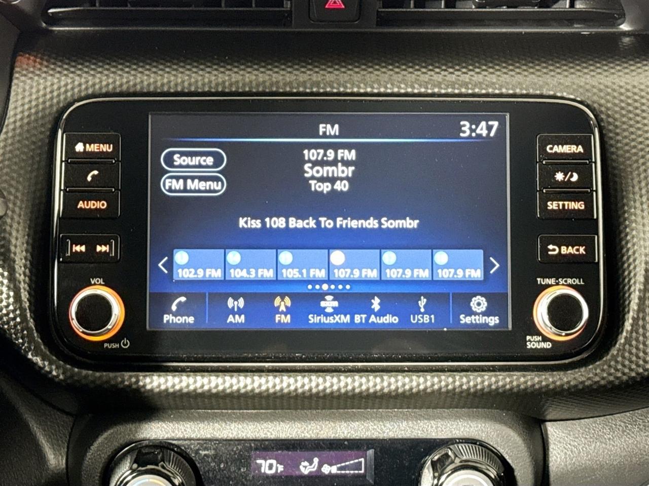 Nissan Kicks SV FWD 2021