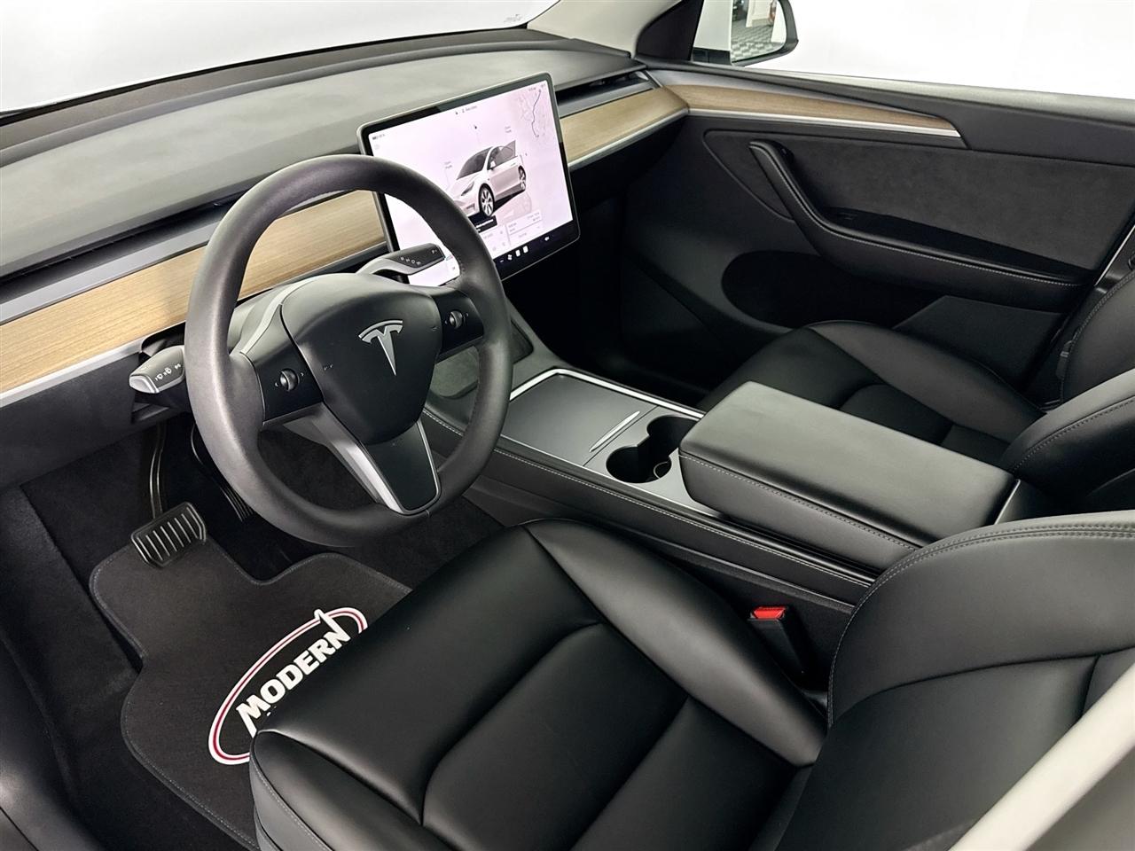 Tesla Model Y Long Range AWD 2023