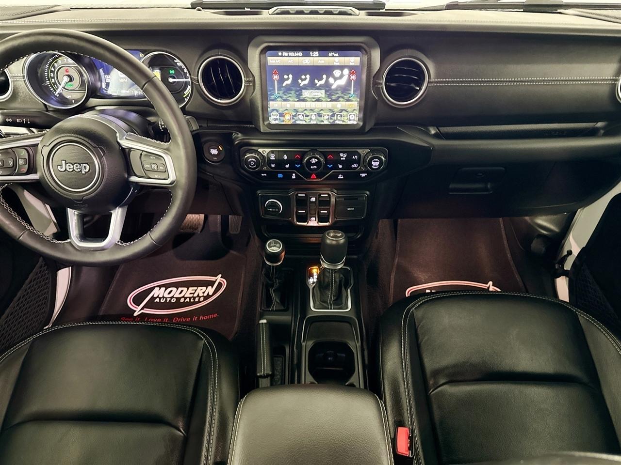 Jeep Wrangler 4xe Sahara 4x4 2023