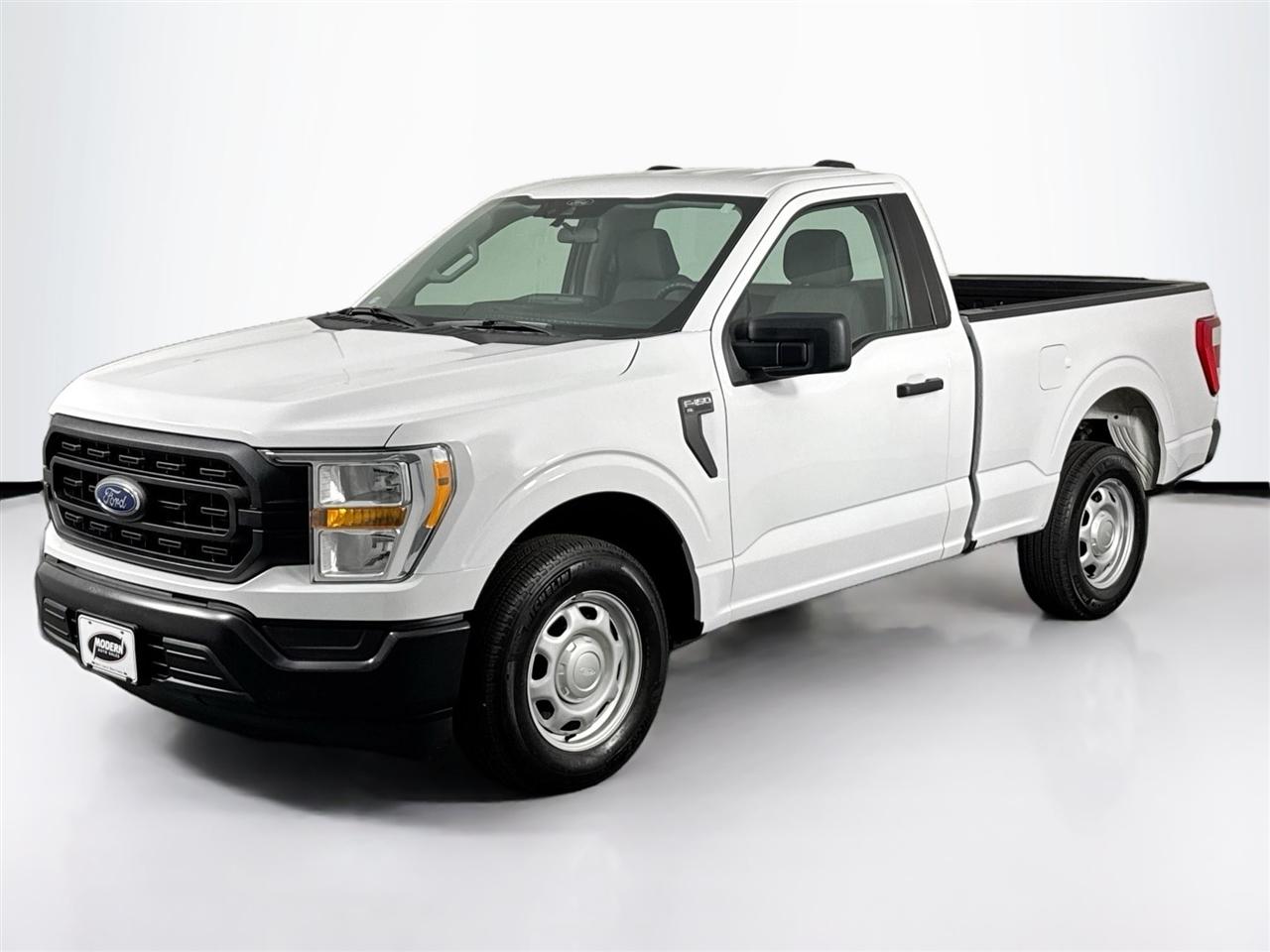 Ford F-150 XLT 2WD Reg Cab 8' Box 2022