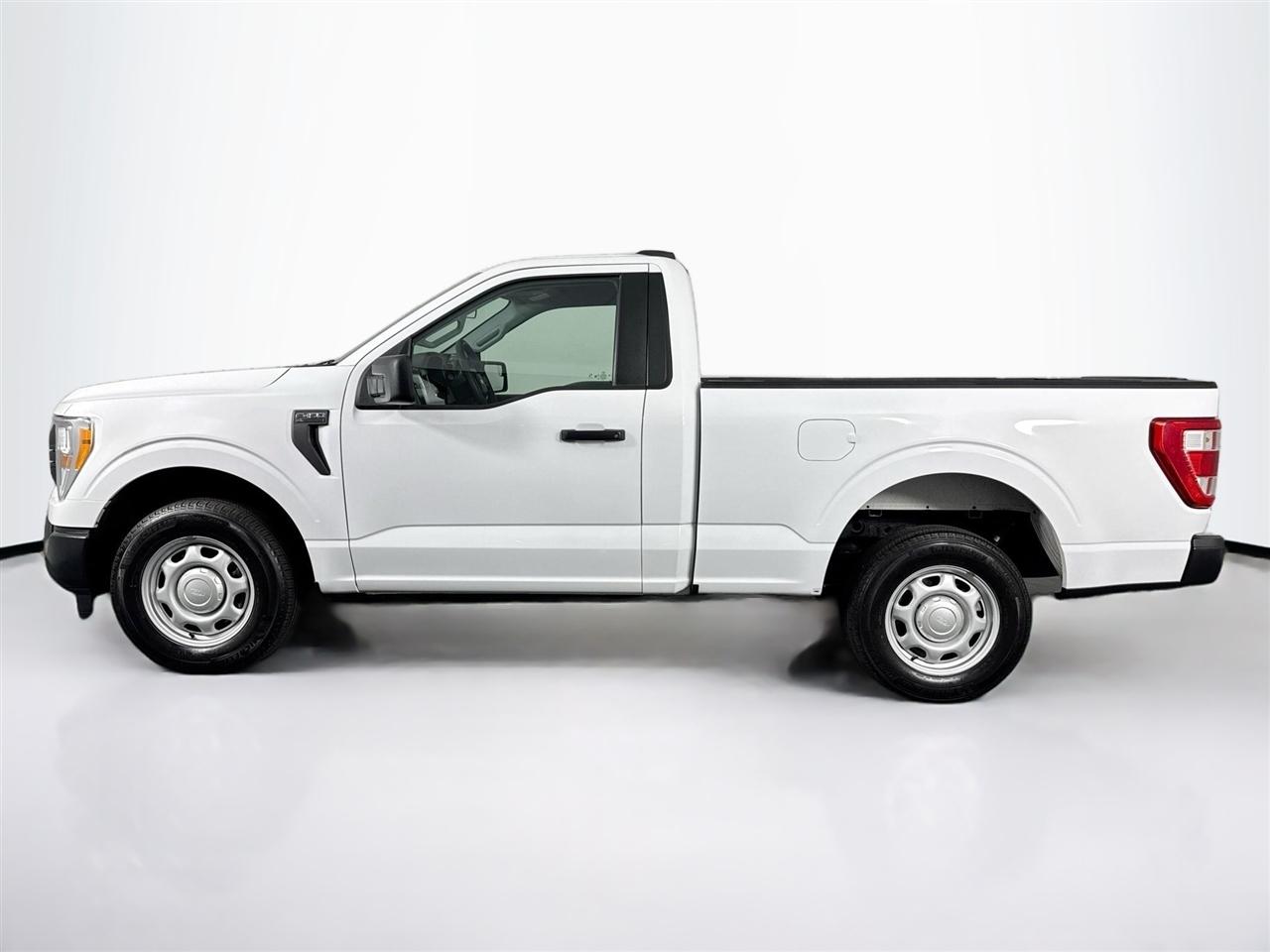 Ford F-150 XLT 2WD Reg Cab 8' Box 2022