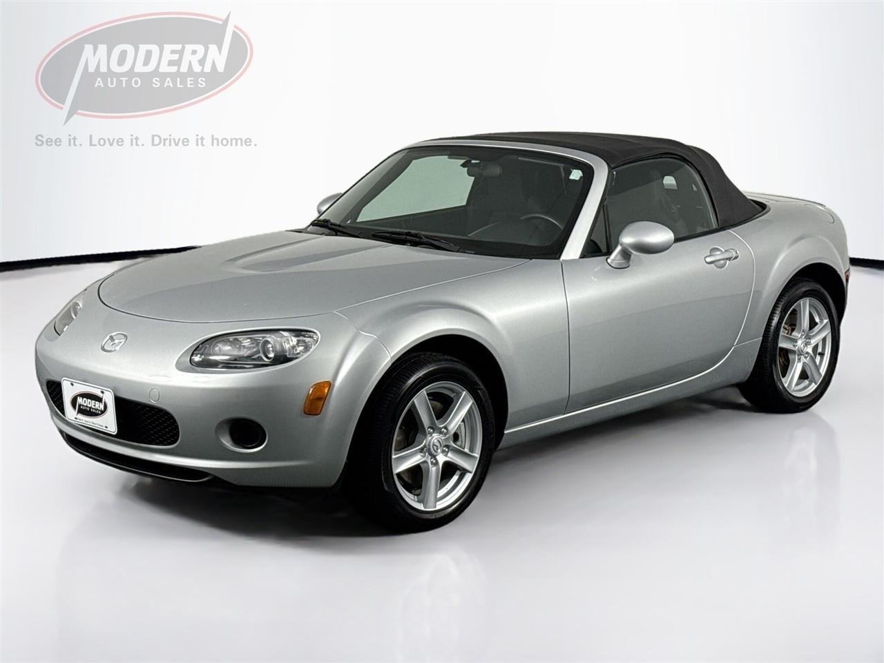 Mazda MX-5 Miata 2dr Conv MX-5 2006