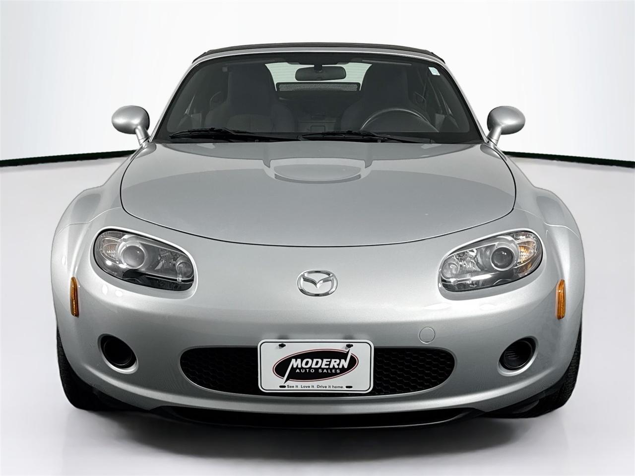 Mazda MX-5 Miata 2dr Conv MX-5 2006