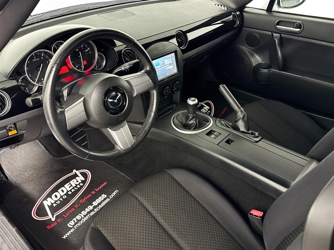 Mazda MX-5 Miata 2dr Conv MX-5 2006