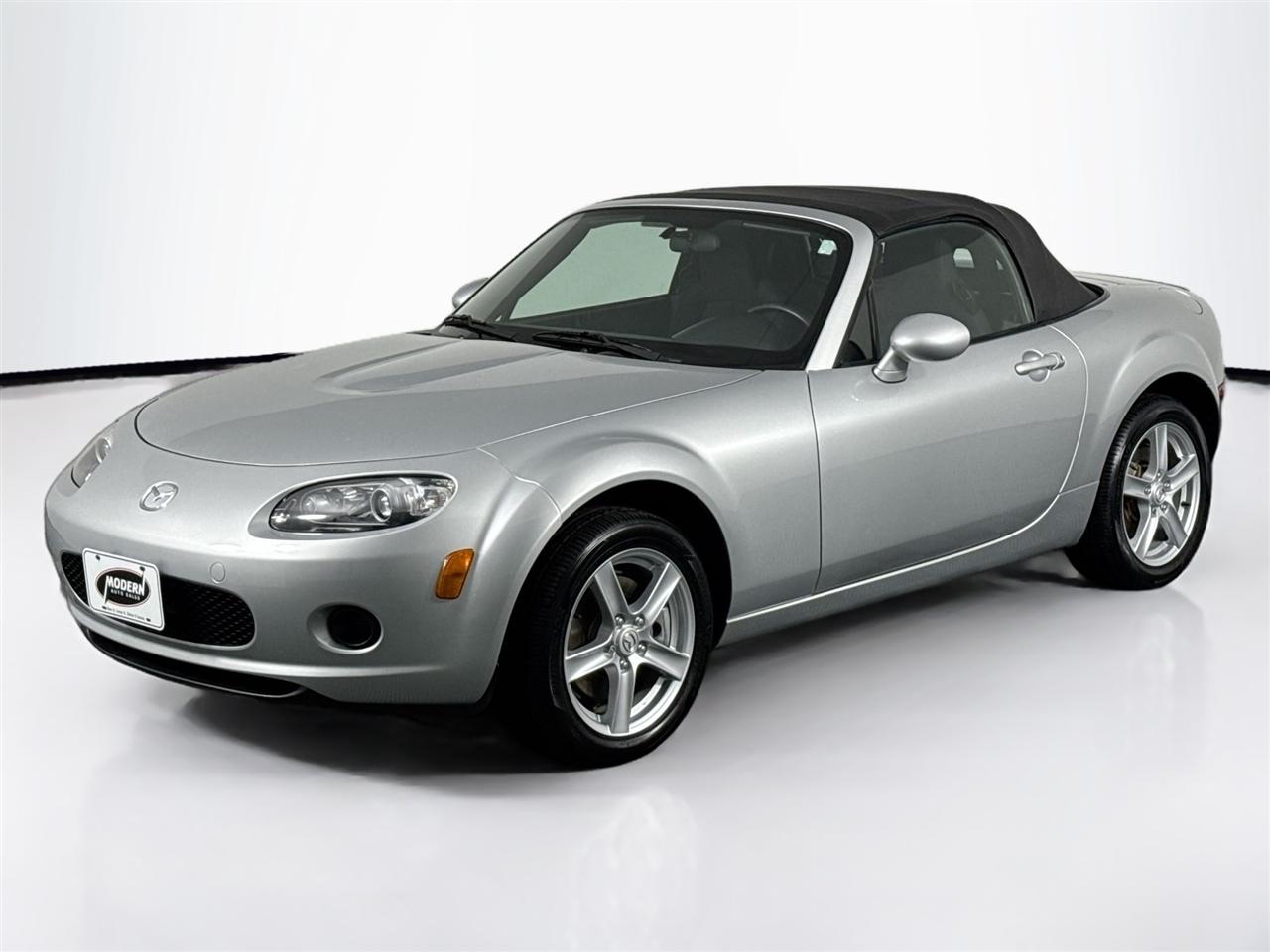 Mazda MX-5 Miata 2dr Conv MX-5 2006