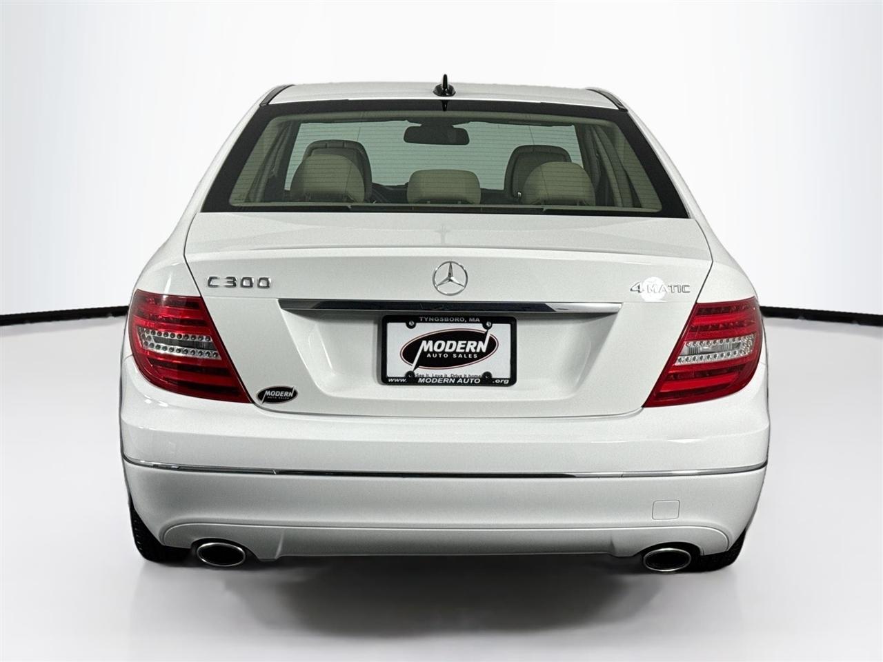 Mercedes-Benz C-Class 4dr Sdn C 300 Sport 4MATIC 2013