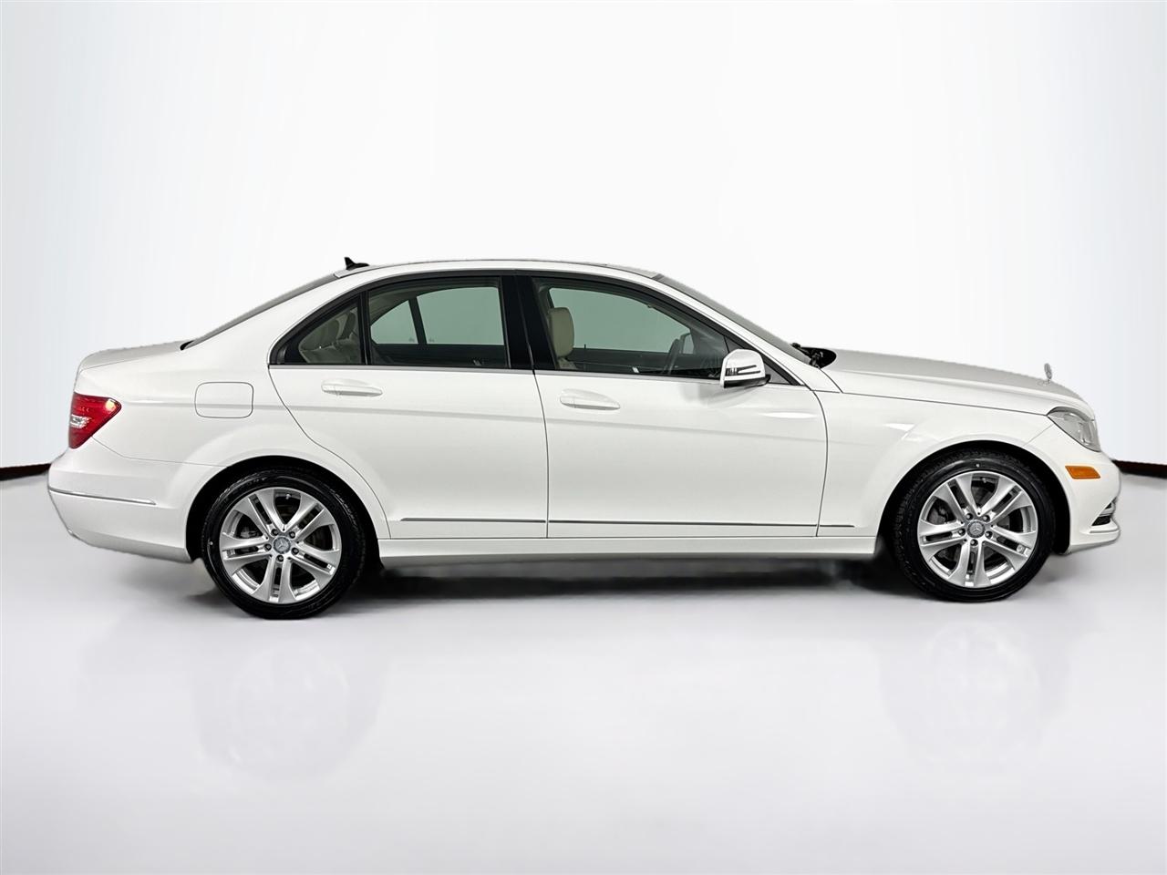 Mercedes-Benz C-Class 4dr Sdn C 300 Sport 4MATIC 2013