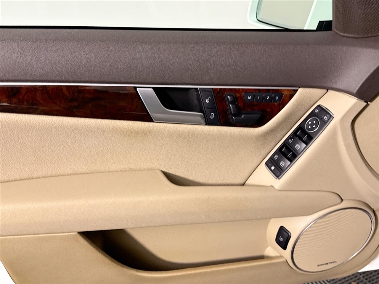 Mercedes-Benz C-Class 4dr Sdn C 300 Sport 4MATIC 2013