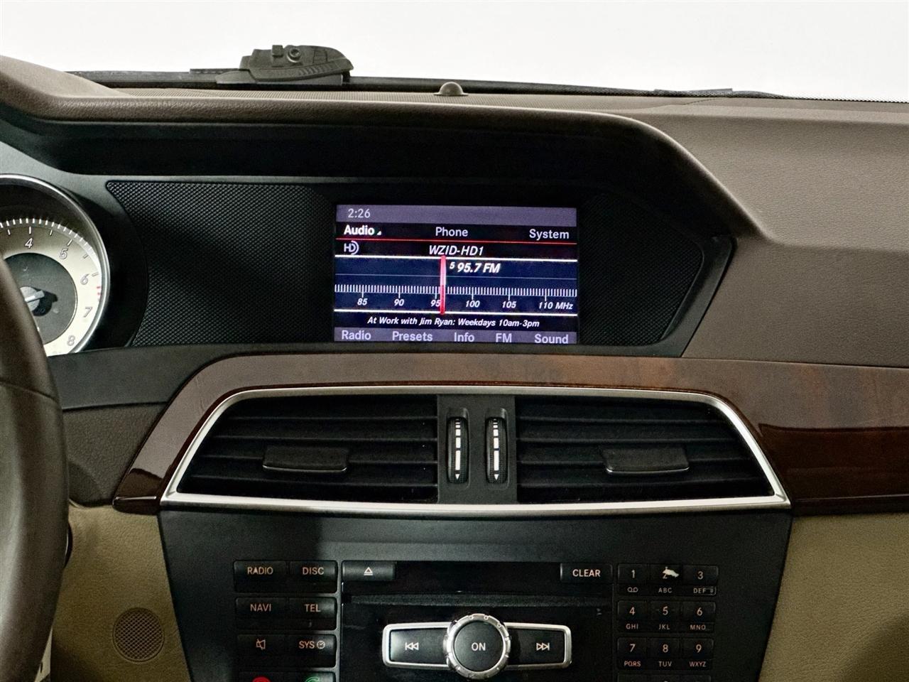 Mercedes-Benz C-Class 4dr Sdn C 300 Sport 4MATIC 2013