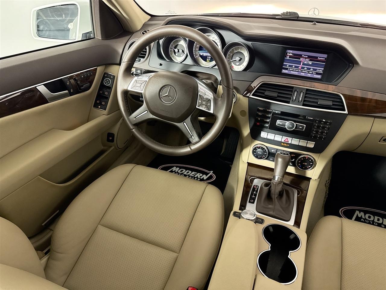 Mercedes-Benz C-Class 4dr Sdn C 300 Sport 4MATIC 2013