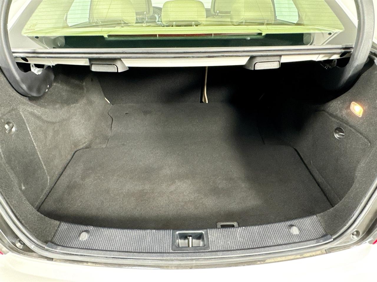 Mercedes-Benz C-Class 4dr Sdn C 300 Sport 4MATIC 2013