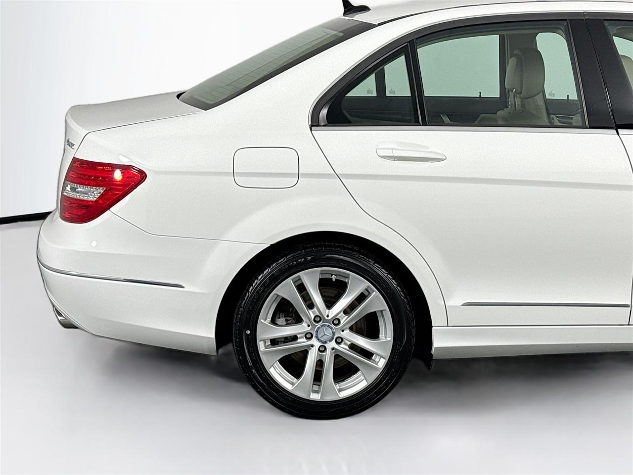 Mercedes-Benz C-Class 4dr Sdn C 300 Sport 4MATIC 2013