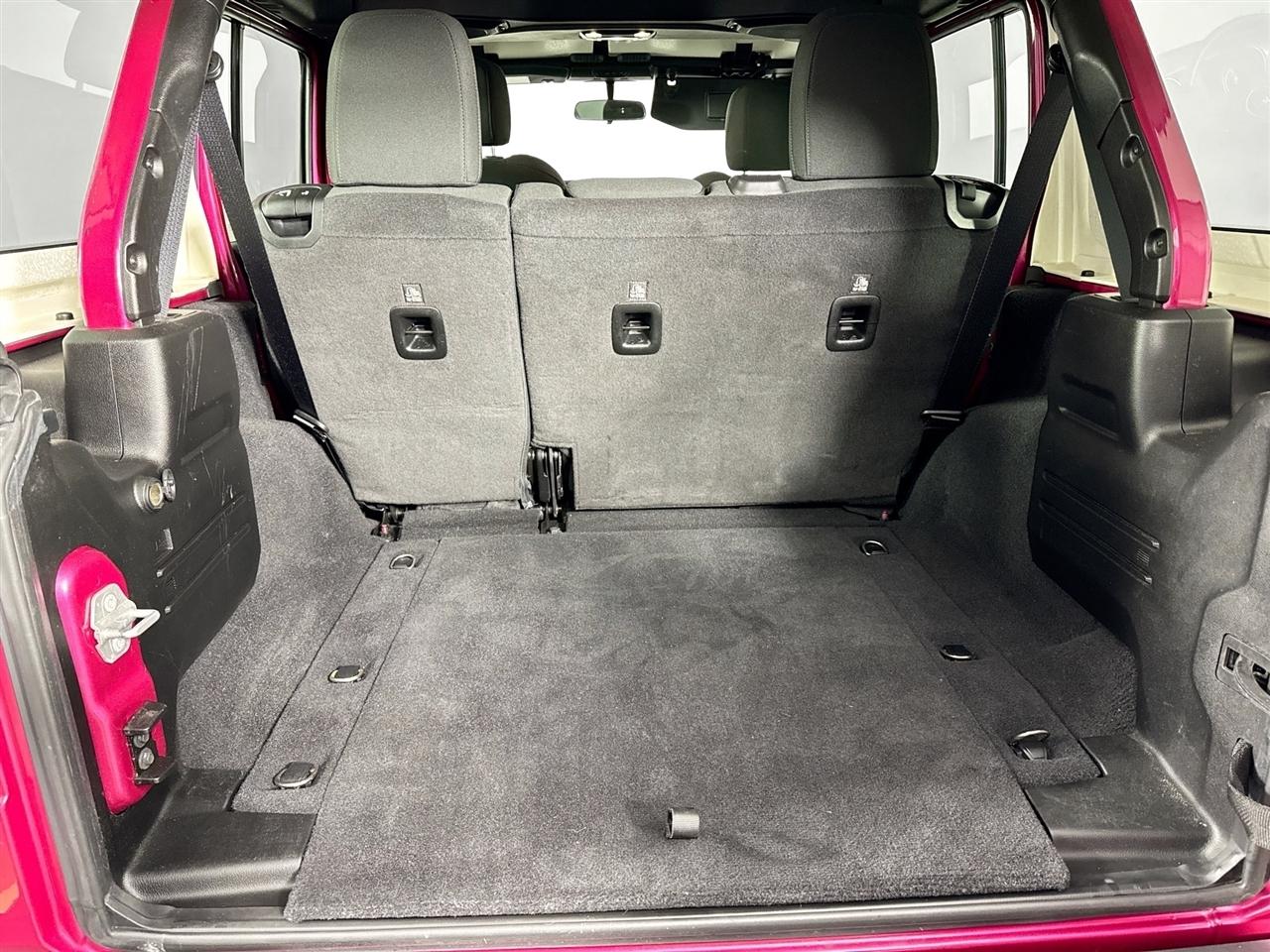 Jeep Wrangler Unlimited Willys Sport 4x4 2022