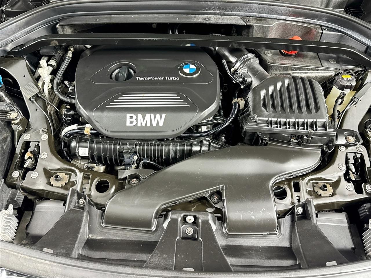 BMW X1 xDrive28i Sports Activity Vehicle Brazil 2017