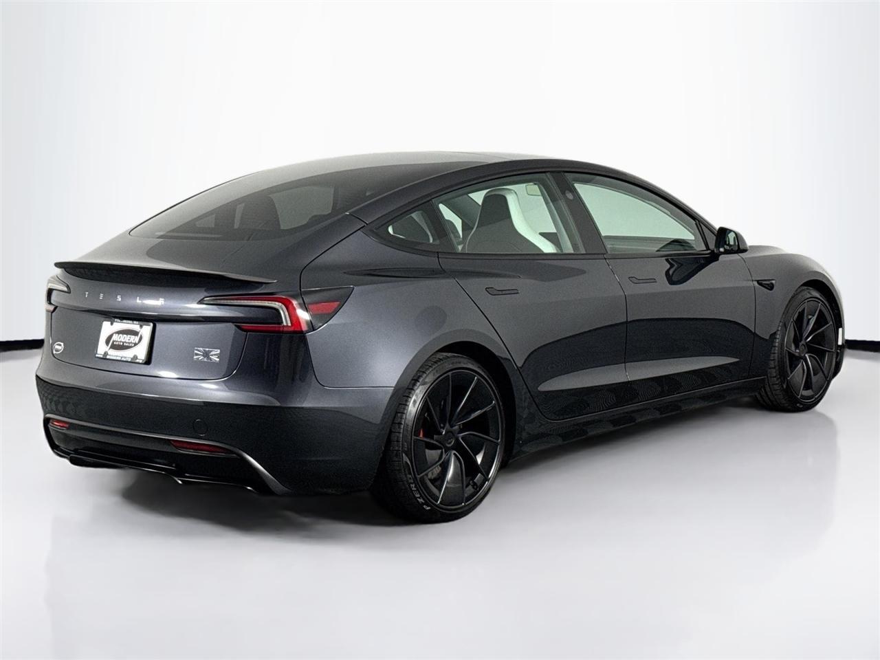 Tesla Model 3 Performance AWD 2024