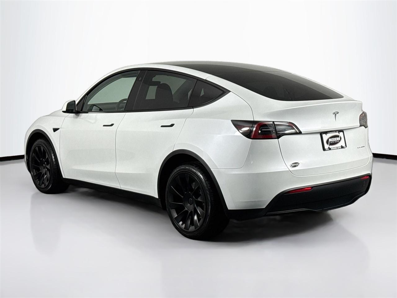 Tesla Model Y Long Range AWD 2023