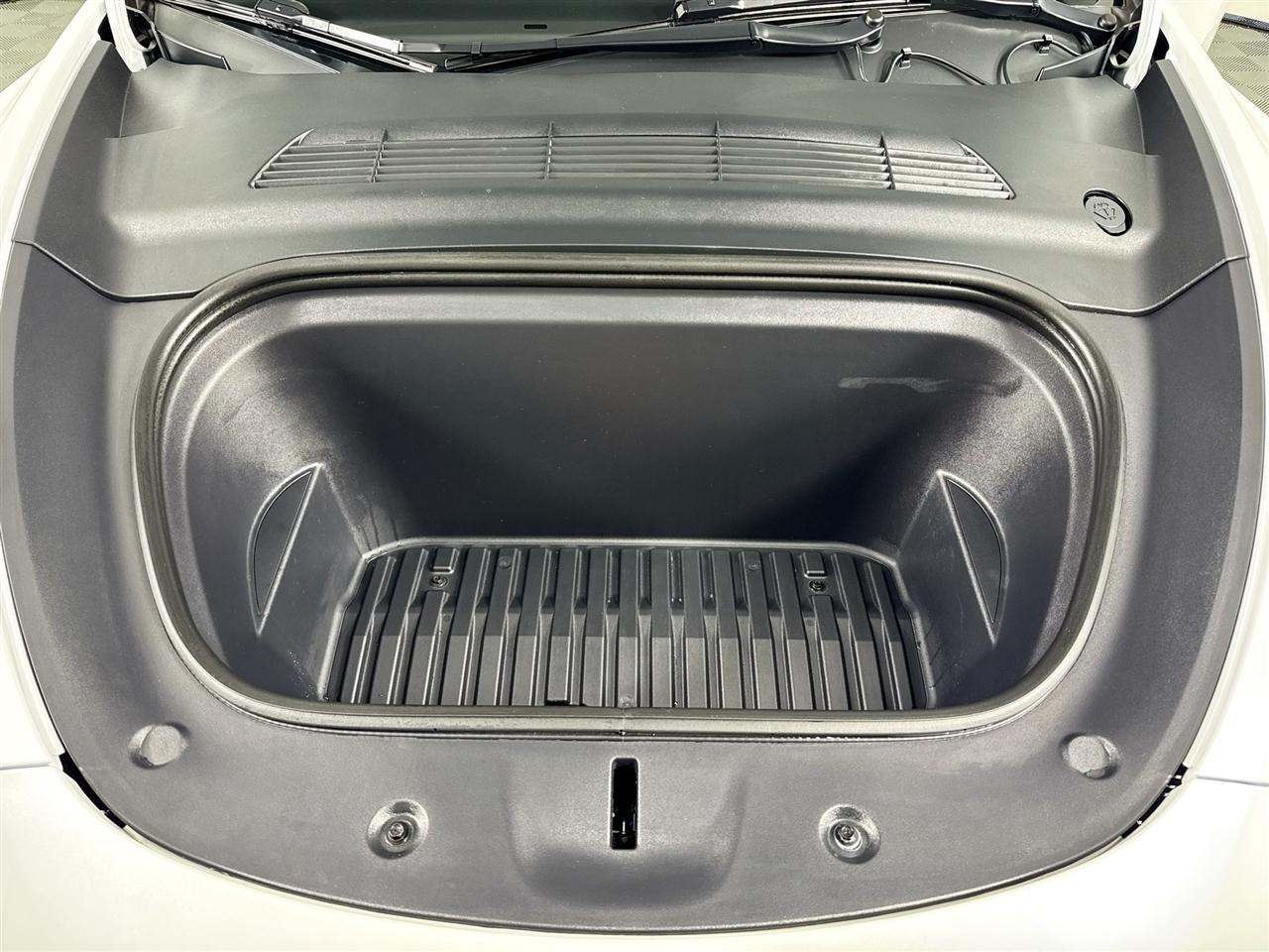 Tesla Model Y Long Range AWD 2023