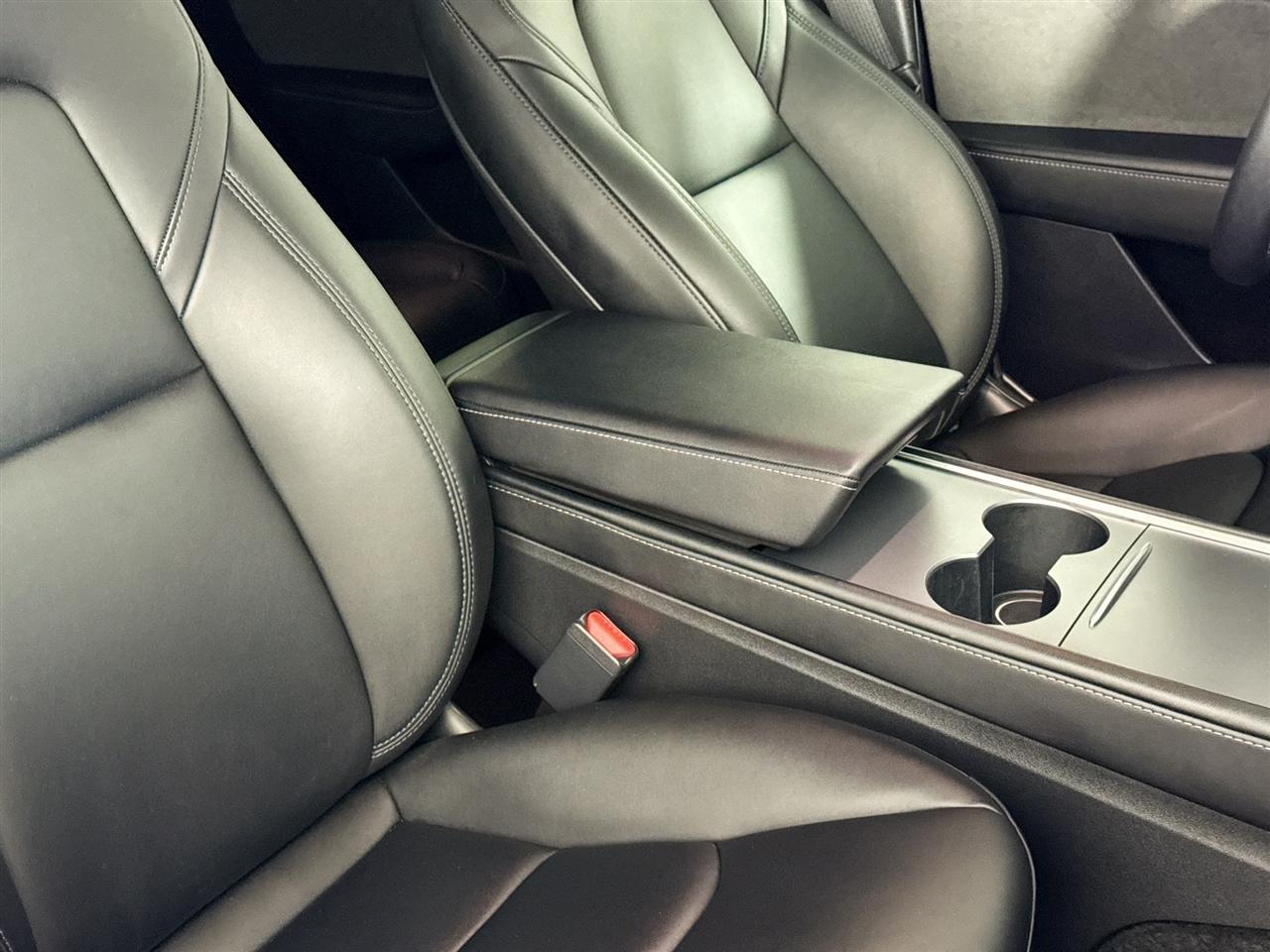 Tesla Model Y Long Range AWD 2023