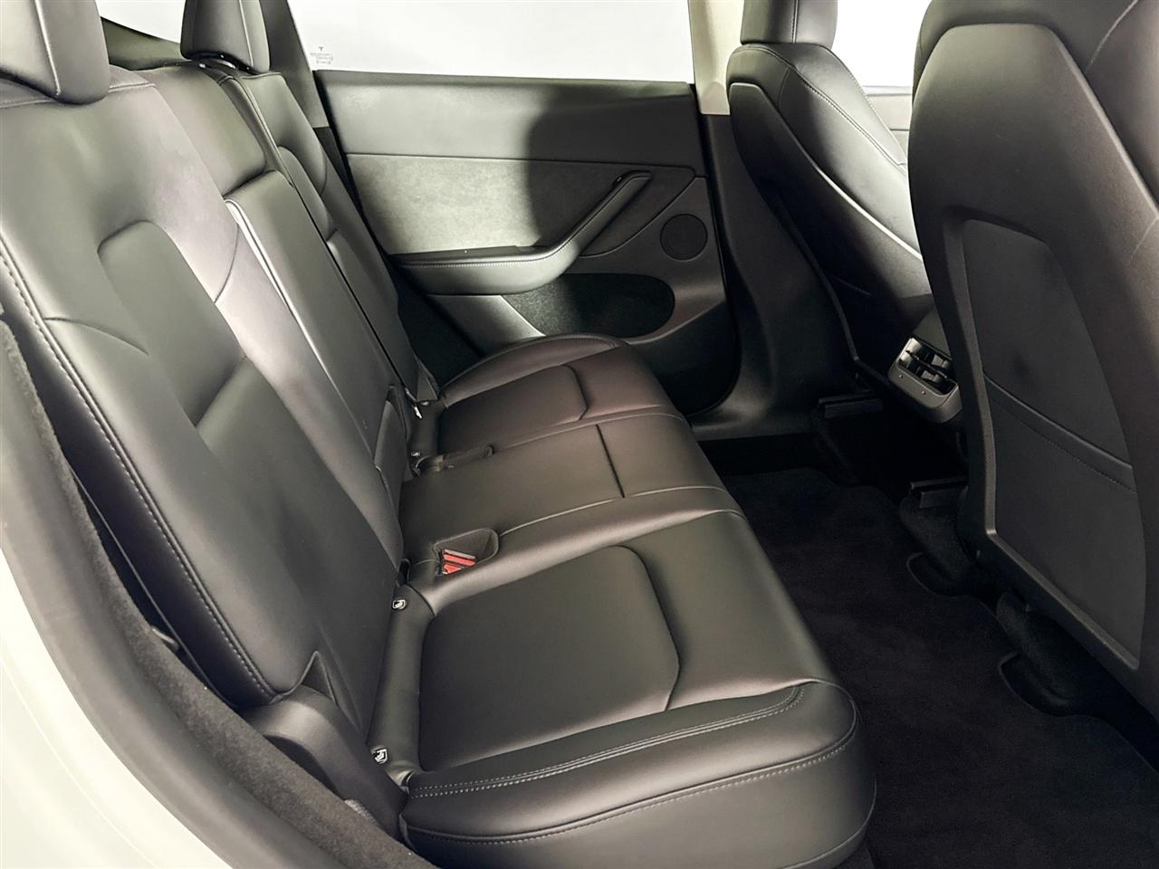 Tesla Model Y Long Range AWD 2023