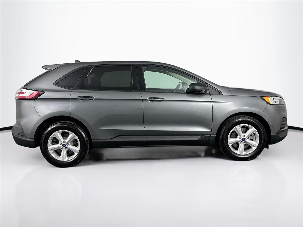 Ford Edge SE AWD 2022