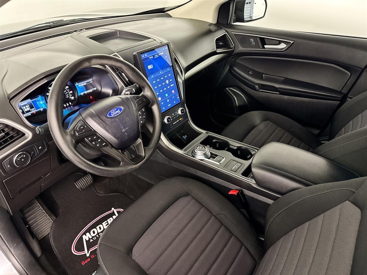 Ford Edge SE AWD 2022