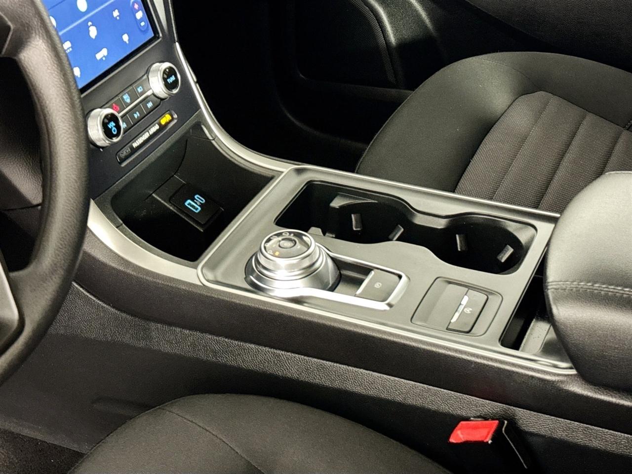 Ford Edge SE AWD 2022