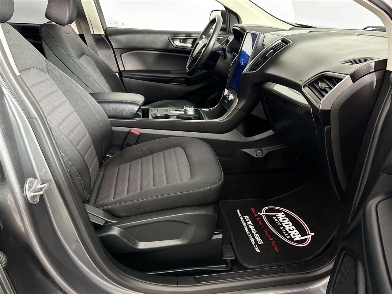Ford Edge SE AWD 2022