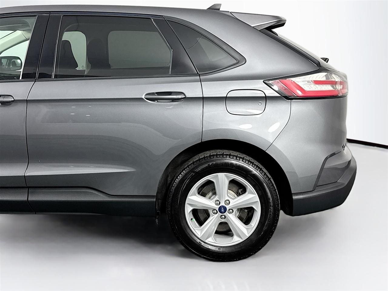 Ford Edge SE AWD 2022