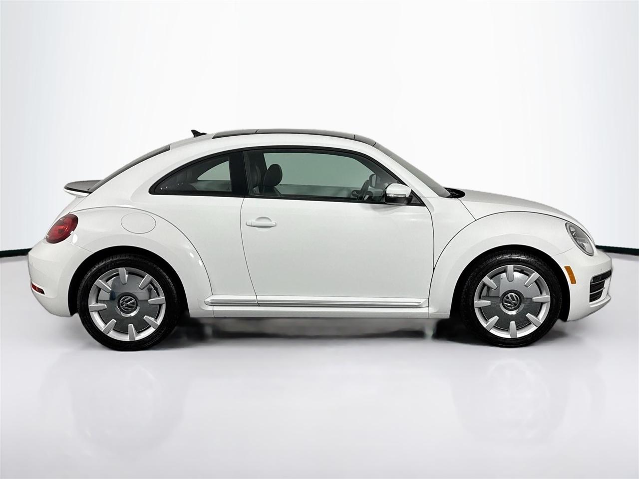 Volkswagen Beetle 1.8T SE Auto 2017